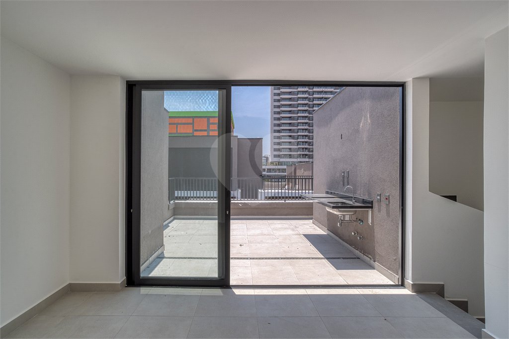 Casa em condomínio à venda com 4 quartos, sendo 2 suítes, em Brooklin, São Paulo, SP