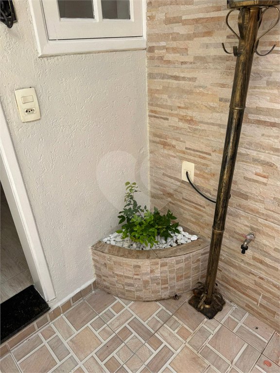 Casa à venda com 3 quartos, sendo 1 suíte, no condomínio Vilage Palmas, São Paulo - SP