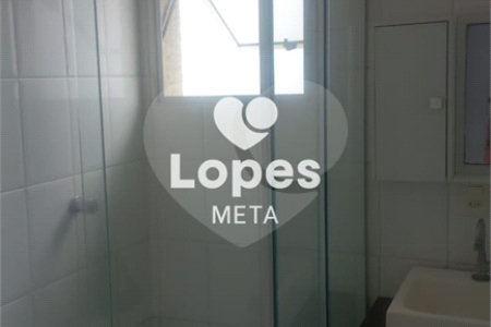 Casa à venda com 2 quartos no condomínio Residence Club Villa Branca, Jacareí - SP