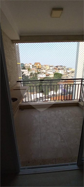 Apartamento com sacada - metrô Tucuruvi - NOVO