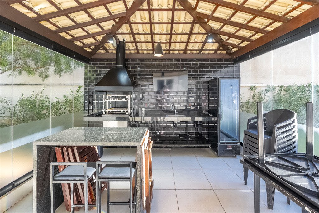 Apartamento à venda com 3 quartos, sendo 1 suíte, em Jardim Parque Morumbi, São Paulo, SP
