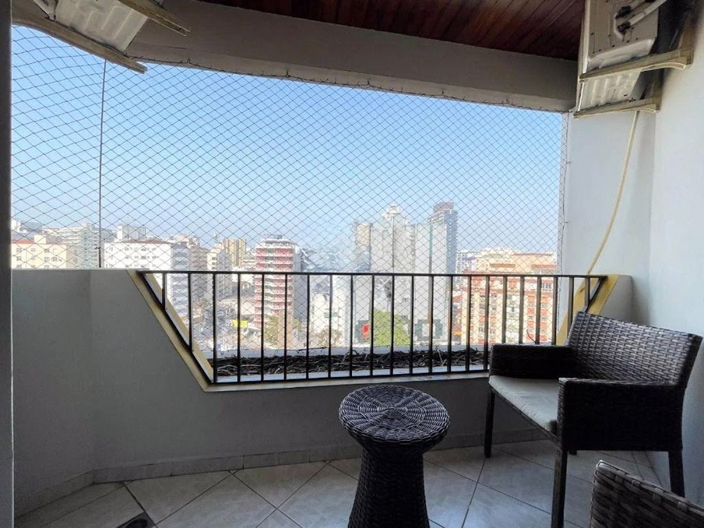 Apartamento Residencial à venda, Gonzaga, Santos - AP1725.
