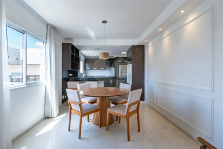 Apartamento à venda com 3 quartos, sendo 1 suíte, em Itaim Bibi, São Paulo, SP