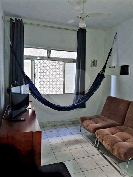 Apartamento à venda com 1 quarto em Itararé, São Vicente, SP
