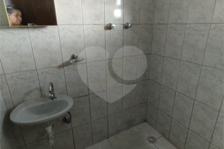 Sobrado à venda com 6 quartos em Vila Nova Cachoeirinha, São Paulo, SP