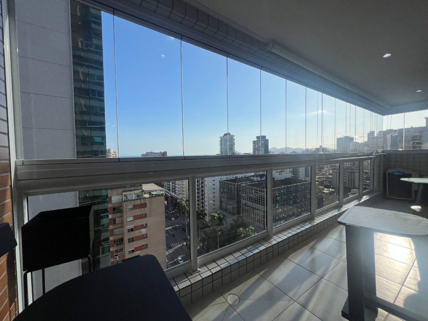 Apartamento com 2 dormitórios à venda, 94 m² por R$ 1.580.000,00 - Gonzaga - Santos/SP