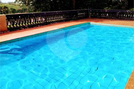 Casa à venda ou para alugar com 9 quartos, sendo 5 suítes, no condomínio Residencial Rio Verde, Araçoiaba da Serra - SP