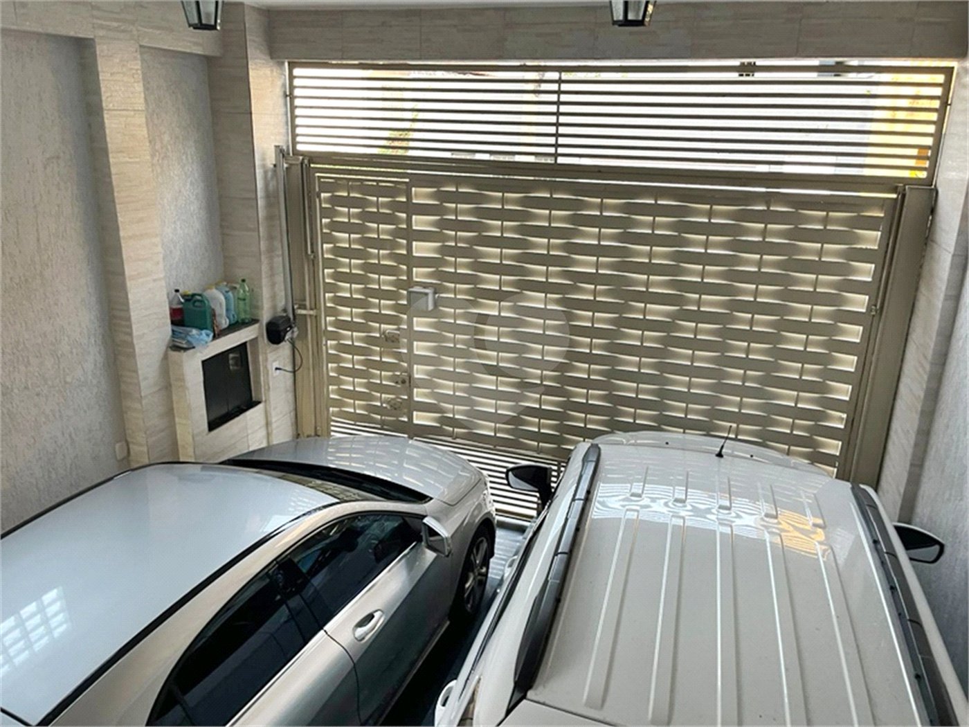 Sobrado à venda com 3 quartos, sendo 1 suíte, em Vila Galvão, Guarulhos, SP