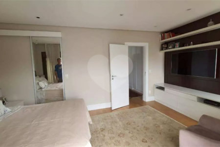 Casa à venda com 3 suítes no condomínio Metropolitan, São Paulo - SP