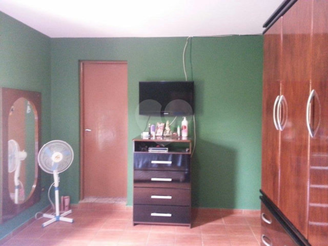Sobrado à venda com 3 quartos, sendo 2 suítes,  em Jardim Nery, Mairiporã, SP