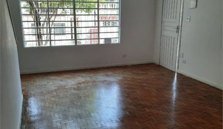 Sobrado à venda com 3 quartos em Vila Universitária, São Paulo, SP