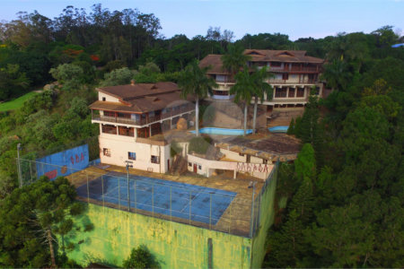 Casa à venda com 14 quartos, sendo 10 suítes, em Observatório, Vinhedo, SP