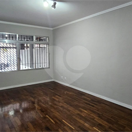 Sobrado à venda com 3 quartos, sendo 2 suítes, em Ferreira, São Paulo, SP