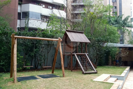 Apartamento à venda ou para alugar com 4 quartos, sendo 2 suítes,  em Vila Sônia, São Paulo, SP