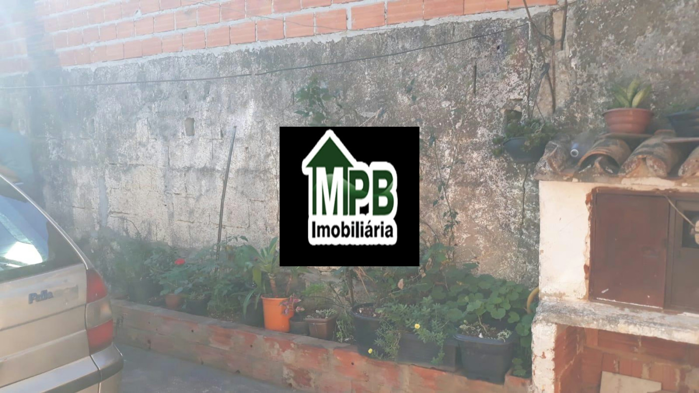 Casa à venda com 2 quartos, sendo 1 suíte, em Jardim Santo André, Sorocaba, SP