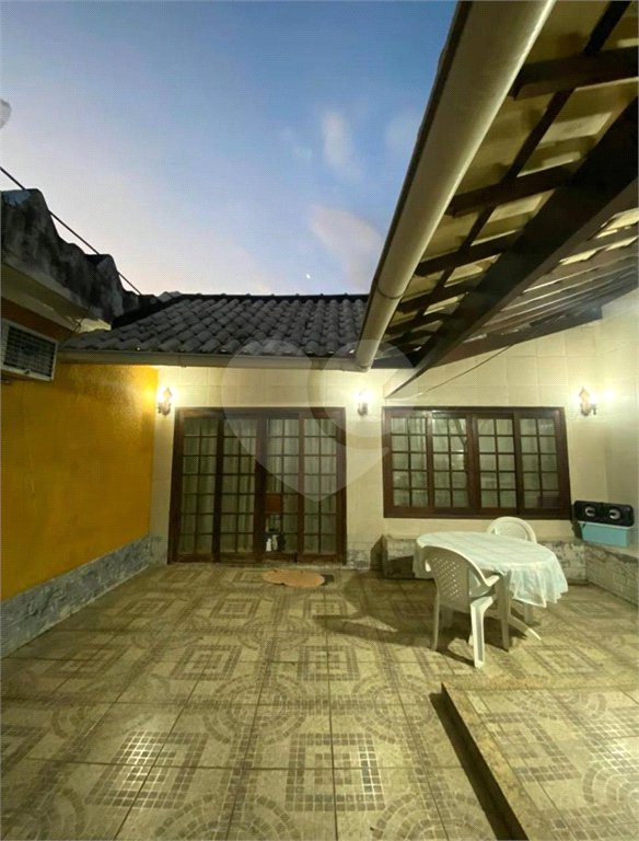 Casa à venda com 3 quartos em Santa Cruz, Rio de Janeiro, RJ