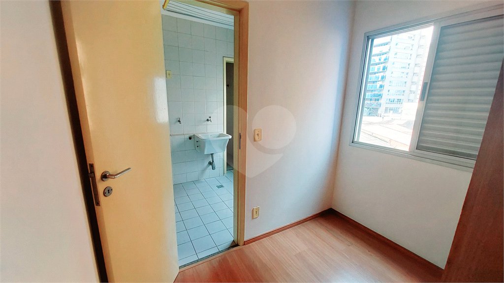 Apartamento à venda com 3 quartos, sendo 1 suíte, em Vila Olímpia, São Paulo, SP
