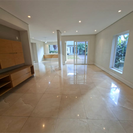 Casa à venda com 2 quartos, sendo 1 suíte, em Planalto Paulista, São Paulo, SP