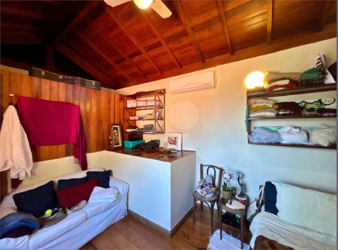 Casa à venda com 4 quartos, sendo 1 suíte, em Lagoa, Rio de Janeiro, RJ