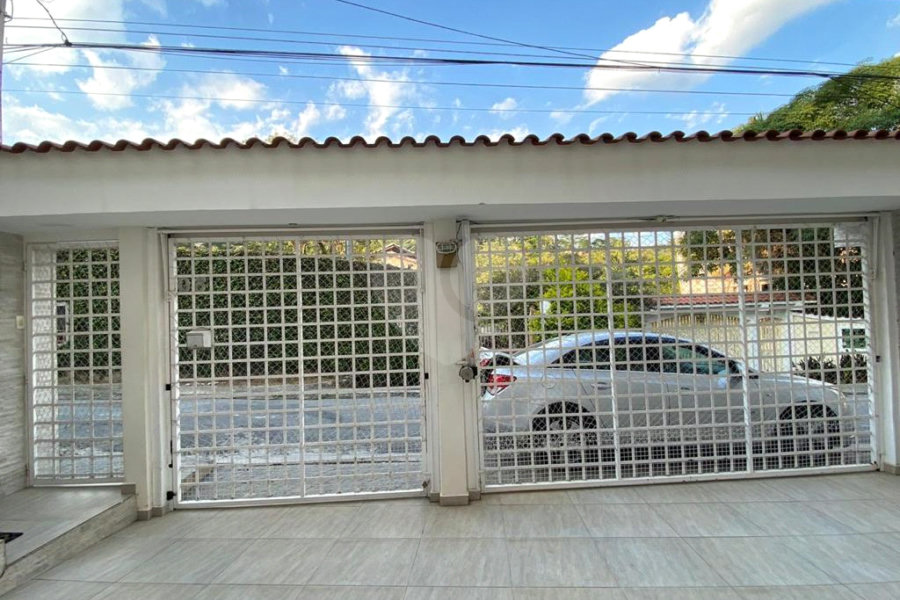Sobrado à venda com 3 quartos, sendo 1 suíte, em Horto Florestal, São Paulo, SP