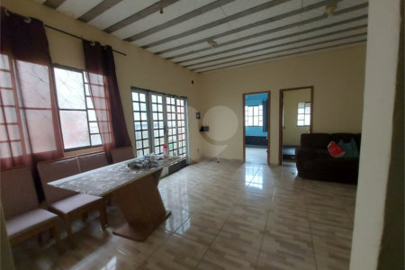Casa à venda com 3 quartos em Campo Grande, Rio de Janeiro, RJ