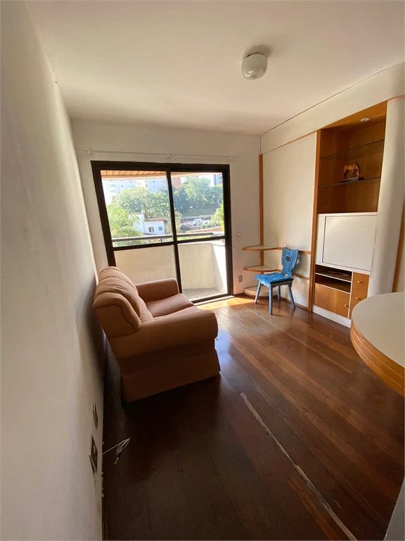 Apartamento à venda com 1 quarto em Vila Suzana, São Paulo, SP
