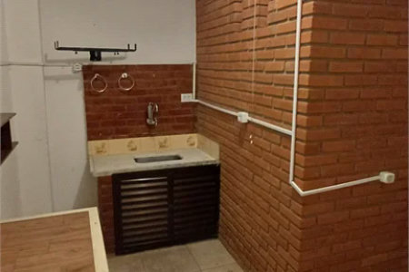 Sobrado à venda com 5 quartos, sendo 2 suítes, em Parque Continental, São Paulo, SP