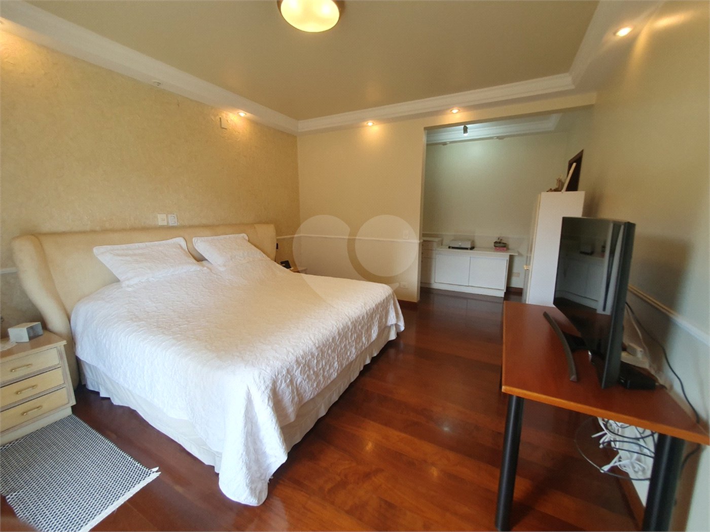 Casa à venda com 5 suítes no condomínio Vila Hípica I, Vinhedo - SP