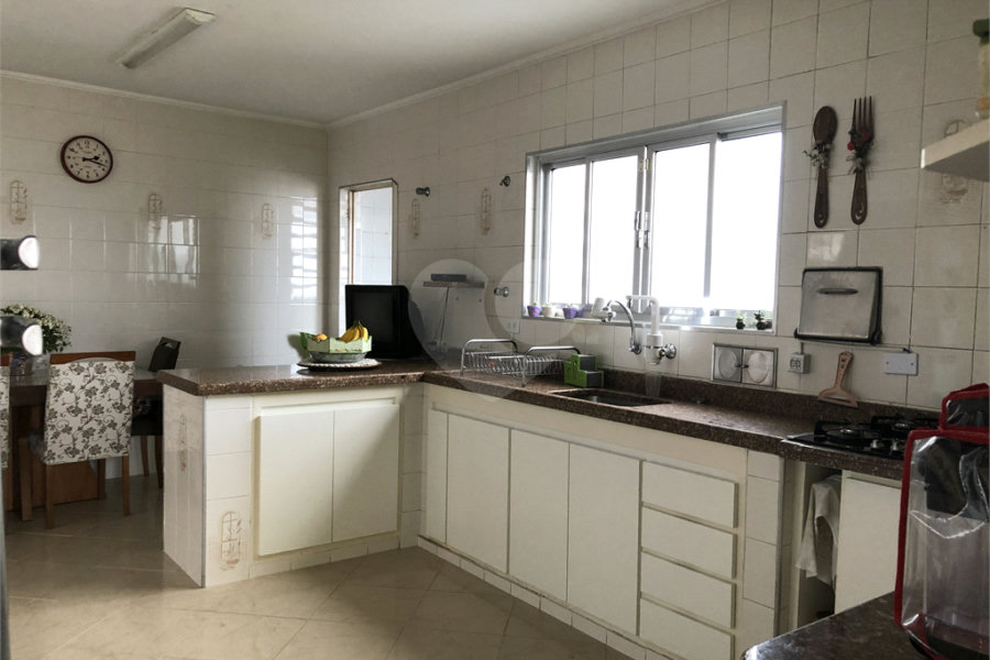 Sobrado à venda com 3 quartos, sendo 1 suíte, em Vila Gustavo, São Paulo, SP