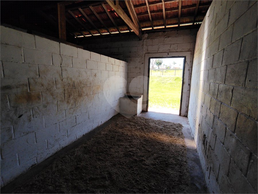 Fazenda para alugar com 3 quartos em Vila Santana, Itapetininga, SP