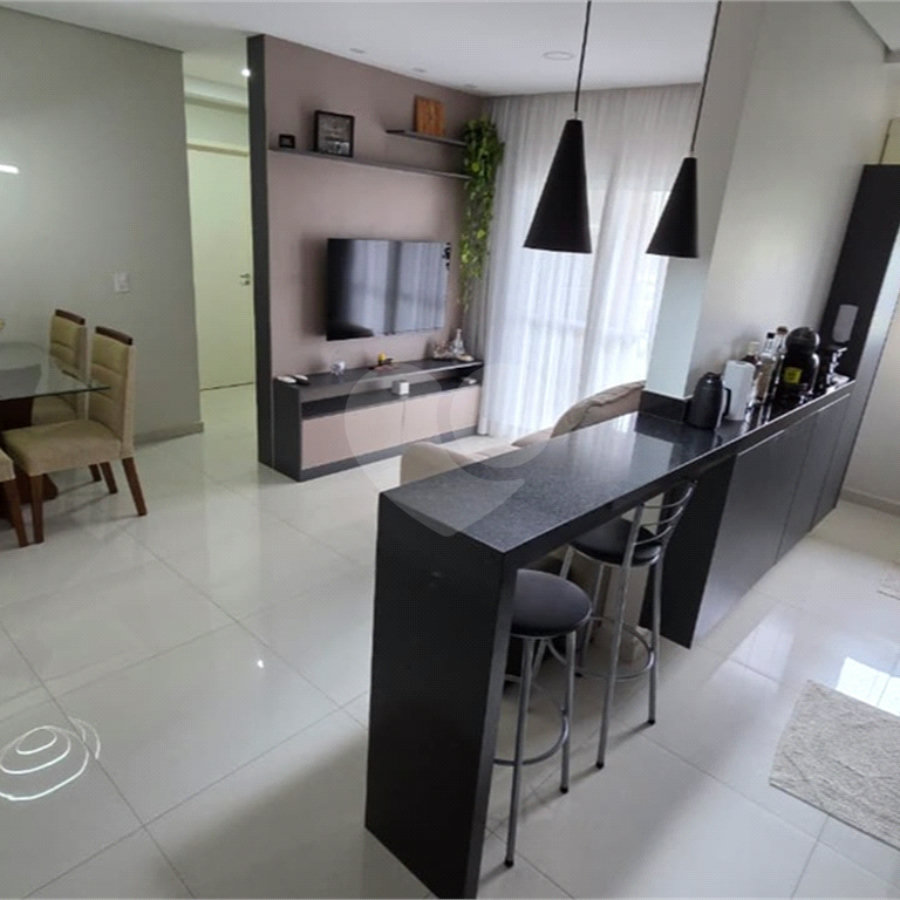 Apartamento à venda com 2 quartos, sendo 1 suíte, em Aparecidinha, Sorocaba, SP