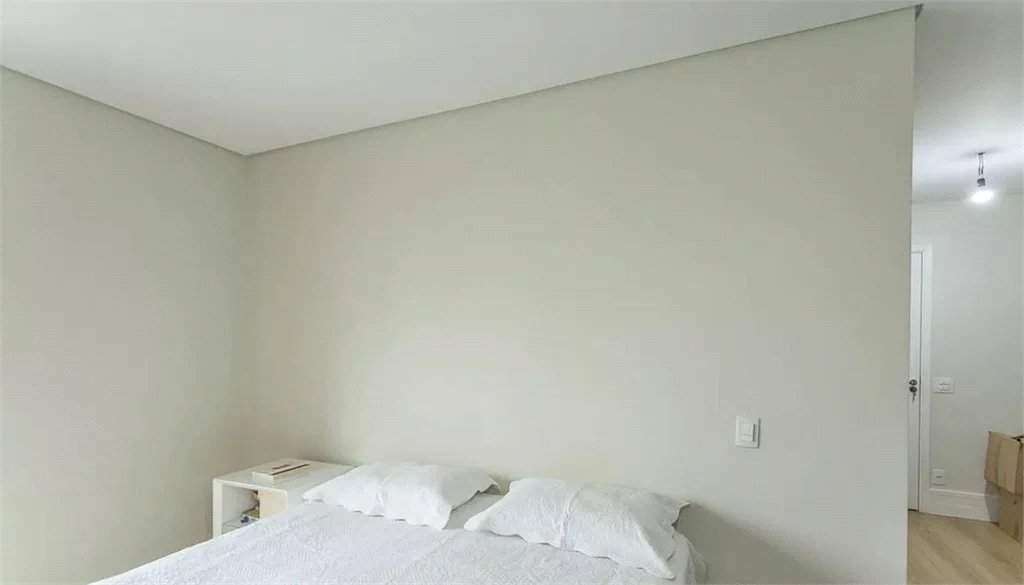 Apartamento à venda com 3 quartos, sendo 1 suíte, em Vila Anastácio, São Paulo, SP