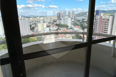 Apartamento à venda com 3 quartos, sendo 1 suíte, no Centro, Jundiaí, SP
