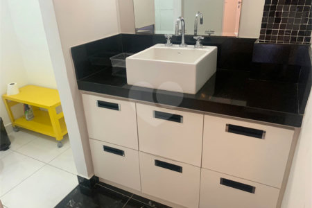 Duplex à venda com 2 suítes em Indianópolis, São Paulo, SP