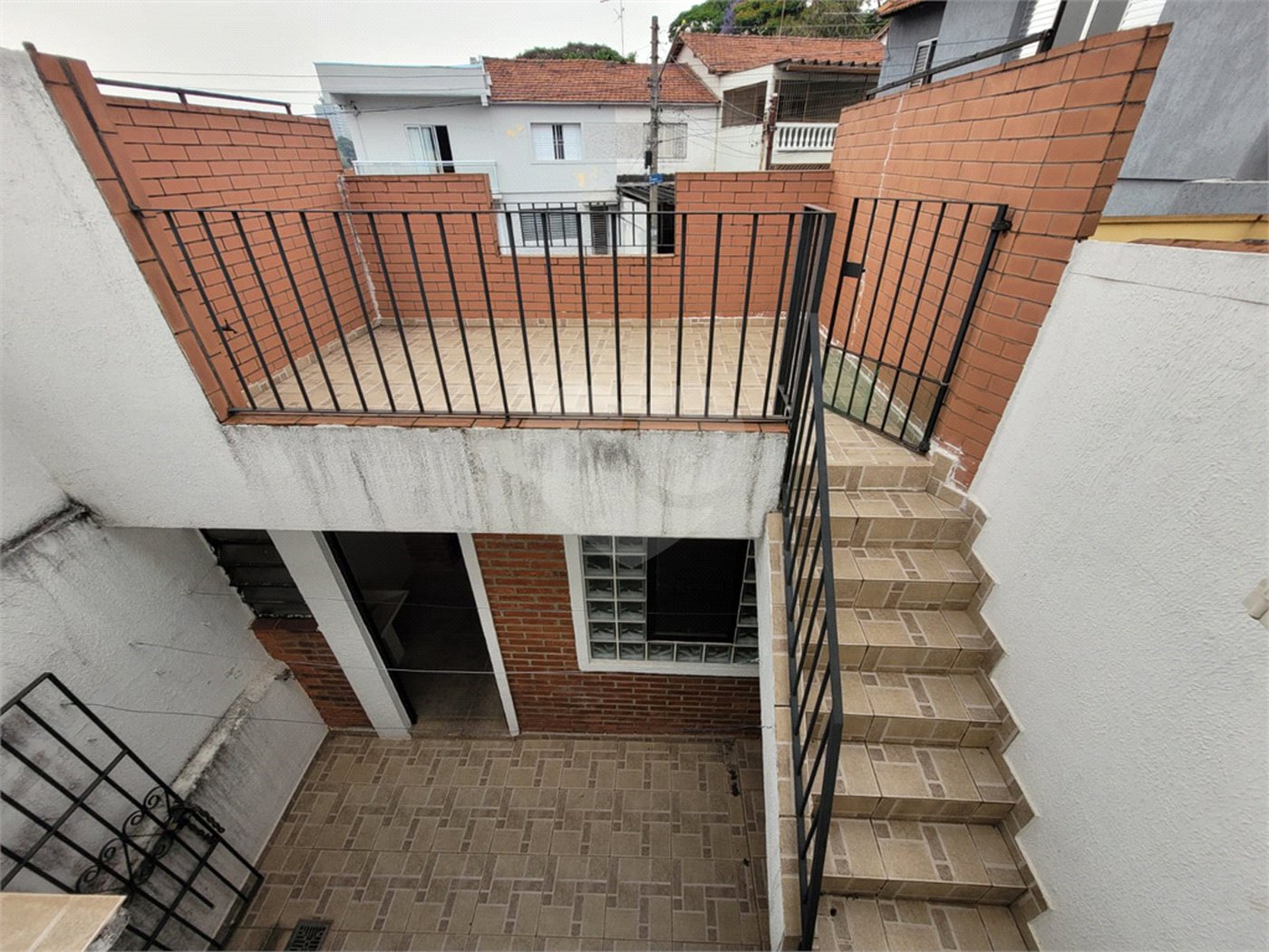 Sobrado à venda com 2 quartos em Jardim Mangalot, São Paulo, SP