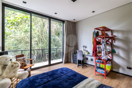 Casa à venda com 4 suítes no condomínio Granja do Morumbi, São Paulo - SP