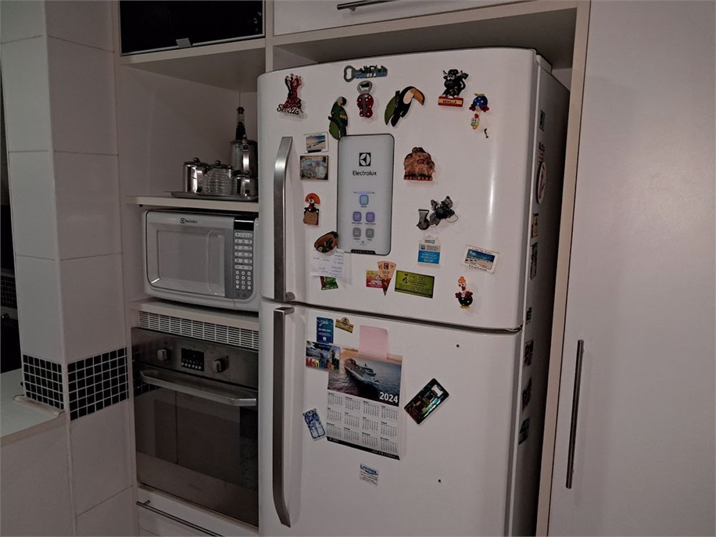 Apartamento Residencial à venda, Gonzaga, Santos - AP0761.
