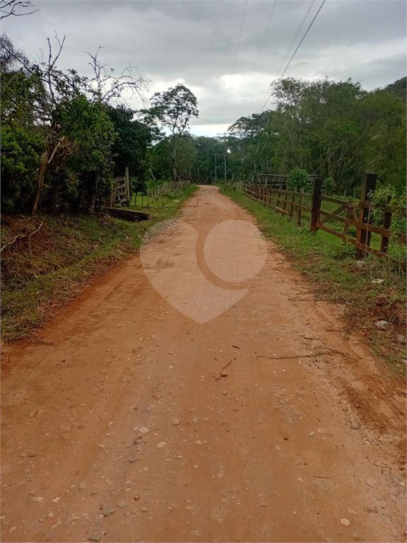 Sítio à venda com 2 quartos em Área Rural de Lagoinha, Lagoinha, SP