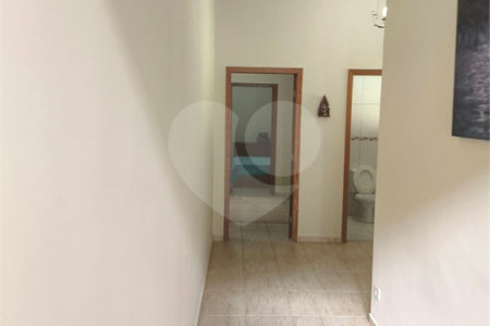 Casa à venda com 3 suítes no condomínio Granja Verediana, Ibiúna - SP