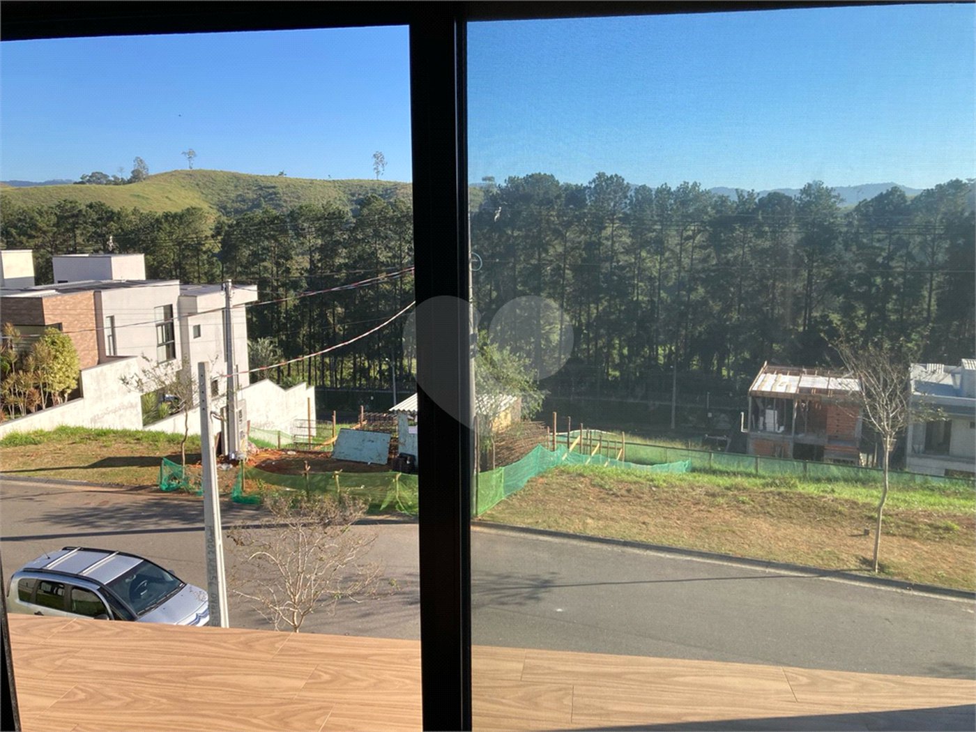 Casa à venda com 4 quartos, sendo 3 suítes,  no condomínio Reserva Granja Anita, Mogi das Cruzes - SP