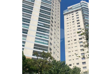 Apartamento à venda ou para alugar com 3 suítes em Santa Teresinha, São Paulo, SP