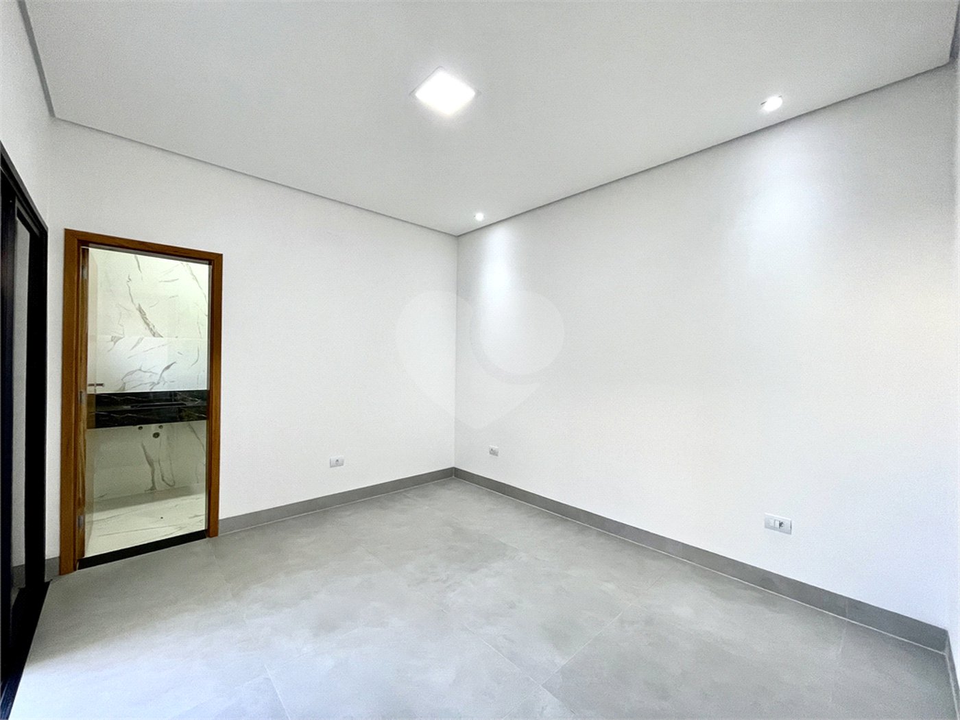 Casa à venda com 3 quartos, sendo 1 suíte,  no condomínio Residencial Villagio Wanel, Sorocaba - SP