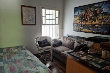 Sobrado à venda com 3 quartos, sendo 1 suíte, em Indianópolis, São Paulo, SP