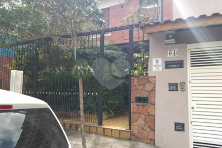 Sobrado à venda com 6 quartos, sendo 1 suíte, em Jardim São Paulo(zona Norte), São Paulo, SP