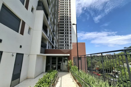 Apartamento à venda com 3 suítes em Vila Pirajussara, São Paulo, SP