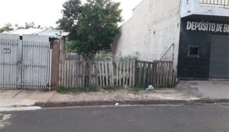 Terreno à venda em Cidade Aracy, São Carlos, SP