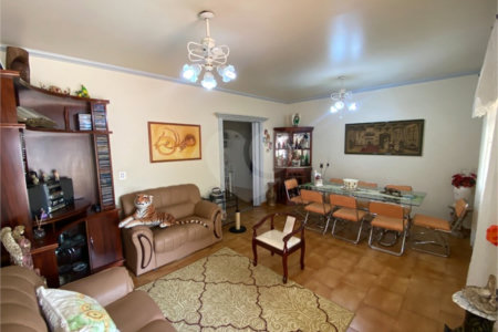 Casa à venda com 5 quartos, sendo 3 suítes, em Vila Almeida, Indaiatuba, SP