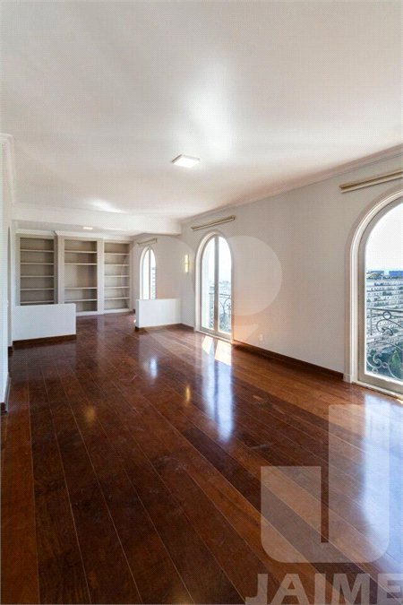 Apartamento à venda ou para alugar com 4 quartos, sendo 2 suítes, em Higienópolis, São Paulo, SP