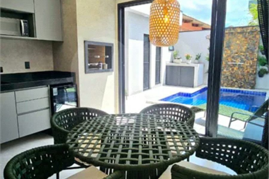 Casa à venda com 4 suítes em São Lourenço, Bertioga, SP