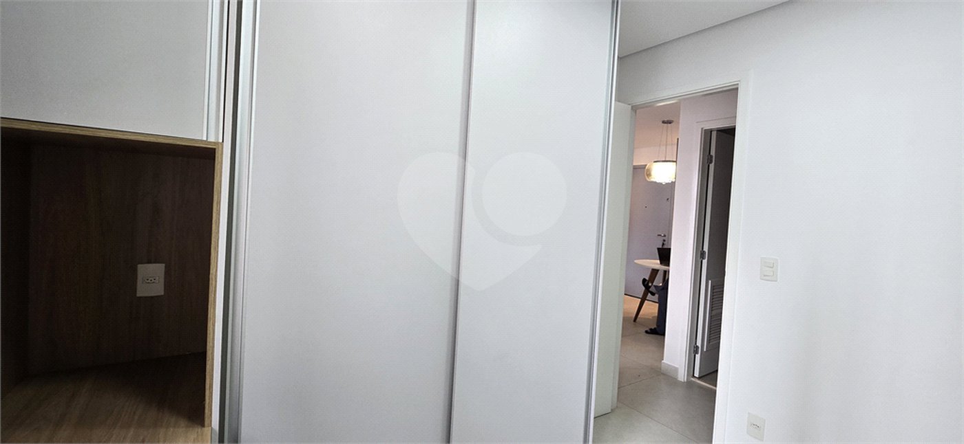Apartamento à venda com 2 quartos, sendo 1 suíte, em Vila Andrade, São Paulo, SP